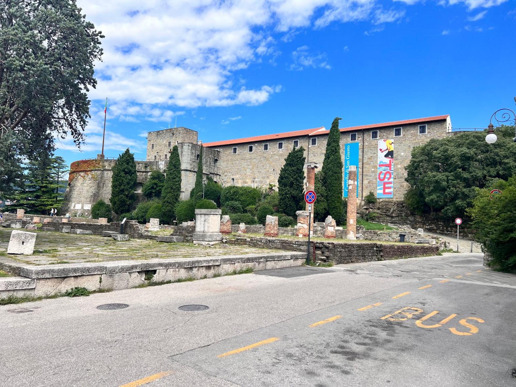 Appartamento Al Castello ترييستي المظهر الخارجي الصورة